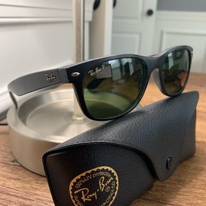 Ray-Ban New Wayfarer (RB2132)